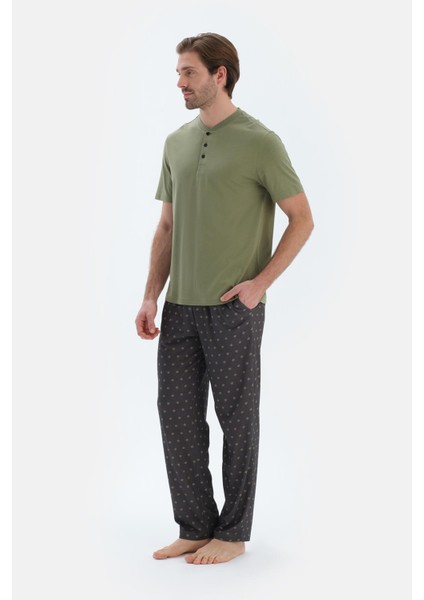 Yağ Yeşili Kısa Kollu Yarım Patlı Tişört Pantolon Pijama Takımı modelleri