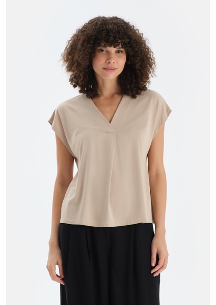 Taş V Yaka Pilikaşeli Viskon Tişört