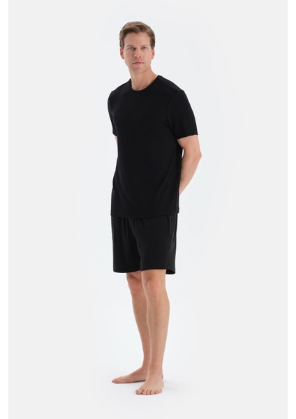 Siyah Patlı ve Kordonlu Örme Şort modelleri