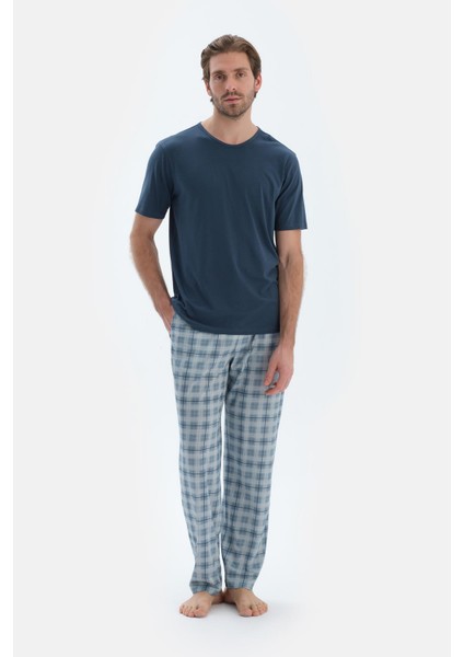 Mavi Ekoseli Penye Modal Basıc Pantolon fırsatları