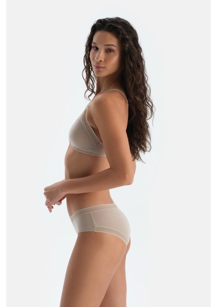 Ada Çayı Basic Üçgen Formlu Soft Sütyen modelleri