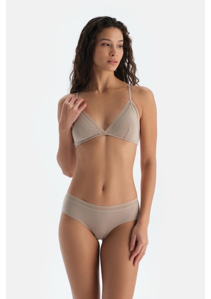 Ada Çayı Basic Üçgen Formlu Soft Sütyen fırsatları