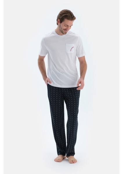 Ekru Cep Detaylı Kısa Kollu Tişört Mıkroprınt Desenli Pantolon Pijama Takımı fırsatları