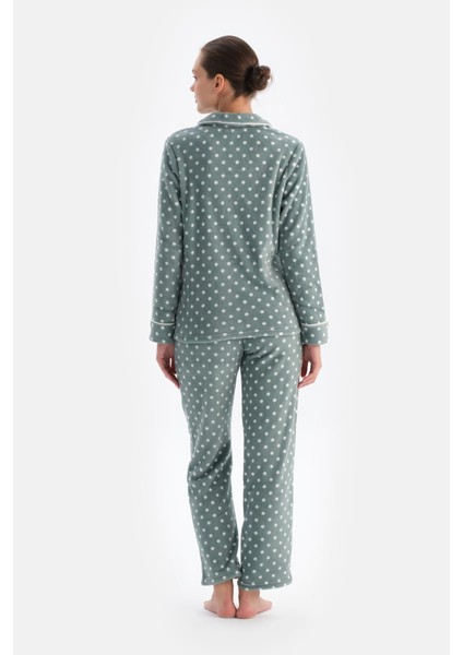 Açık Gri Puantiyeli Polar Gömlek Pantolon Pijama Takımı