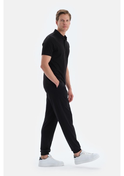 Siyah Patlet Detaylı Paça Bantlı Pantolon