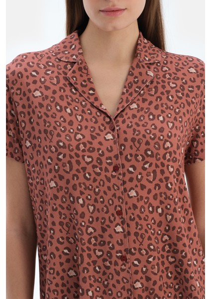 Kiremit Leopar Desenli Gömlek Şort Pijama Takımı