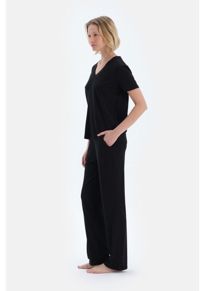 Siyah V Yaka Kısa Kollu Viskon Tişört Pantolon Pijama Takımı modelleri