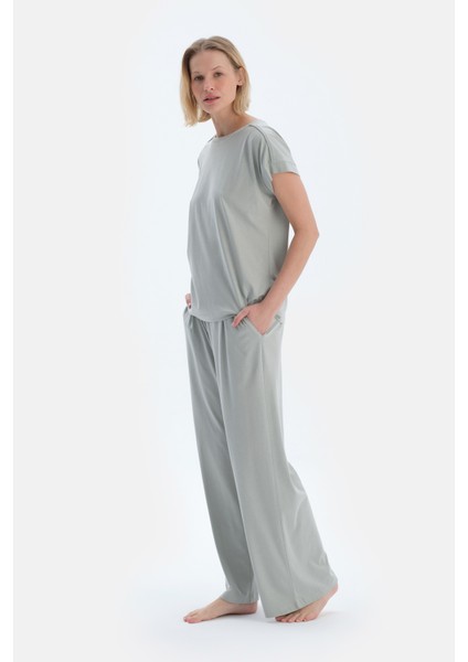 Ada Çayı Düşük Kollu Basıc Tişört Pantolon Pijama Takımı modelleri