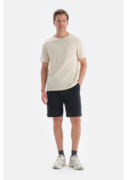 Ekru Bisiklet Yaka Ipek Apre Kısa Kollu Tişört fırsatları