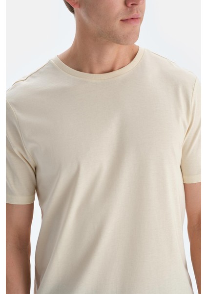 Ekru Bisiklet Yaka Ipek Apre Kısa Kollu Tişört indirimleri