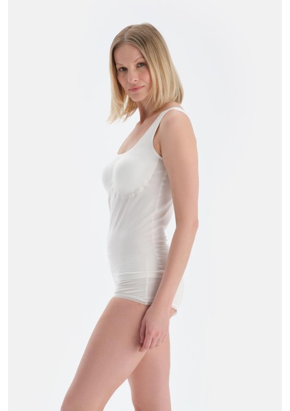 Beyaz Basıc Coolıng Atlet modelleri