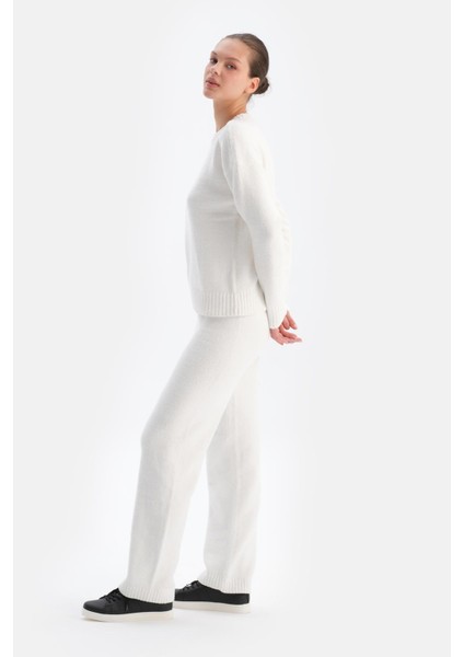 Beyaz Polar Sweatshırt modelleri