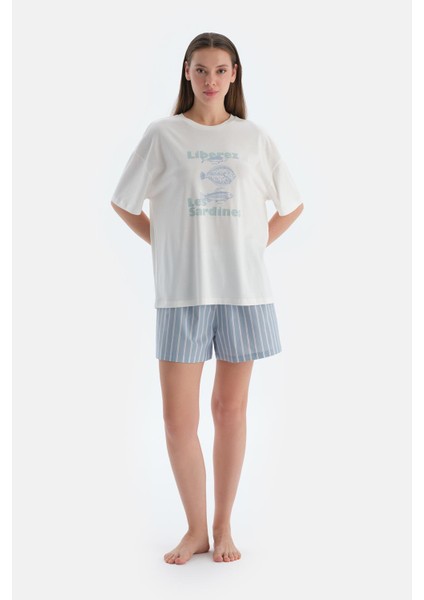 Kırık Beyaz Baskı Detaylı Kısa Kollu Tişört Şort Pijama Takımı