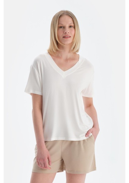 Ekru V Yaka Kısa Kollu Modal Tişört