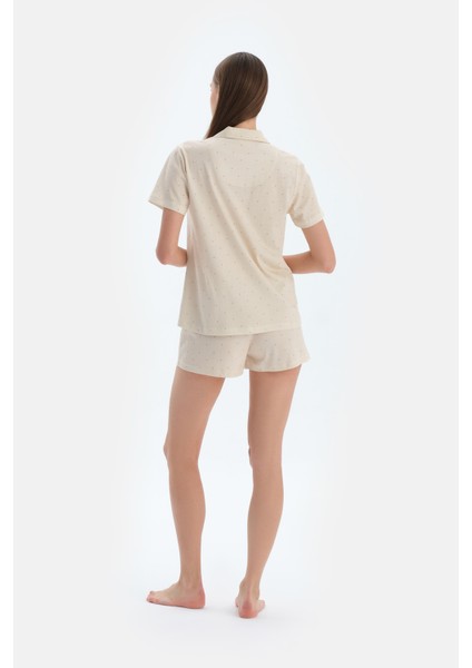 Ekru Puantiye Baskılı Basıc Gömlek Şort Pijama Takımı fiyatları