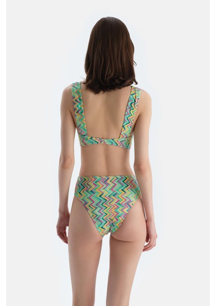 Multicolor Üçgen Geniş Bikini Üst fiyatları