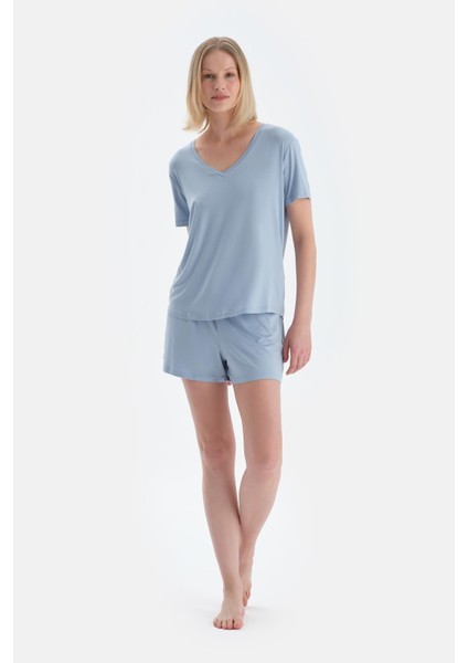Buz Mavisi V Yaka Kısa Kollu Tişört Şort Pijama Takımı