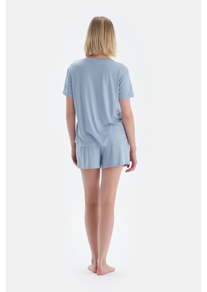 Buz Mavisi V Yaka Kısa Kollu Tişört Şort Pijama Takımı fiyatları