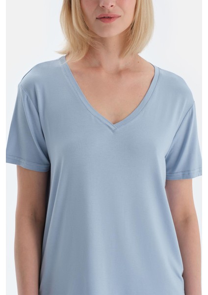 Buz Mavisi V Yaka Kısa Kollu Tişört Şort Pijama Takımı indirimleri