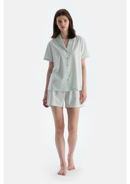 Turkuaz Puantiyeli Dokuma Şort fırsatları