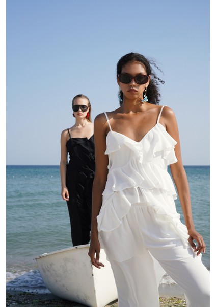 Askılı Fırfır Detay Asimetrik Tül Beyaz Bluz fiyatları