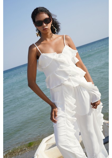 Askılı Fırfır Detay Asimetrik Tül Beyaz Bluz fırsatları