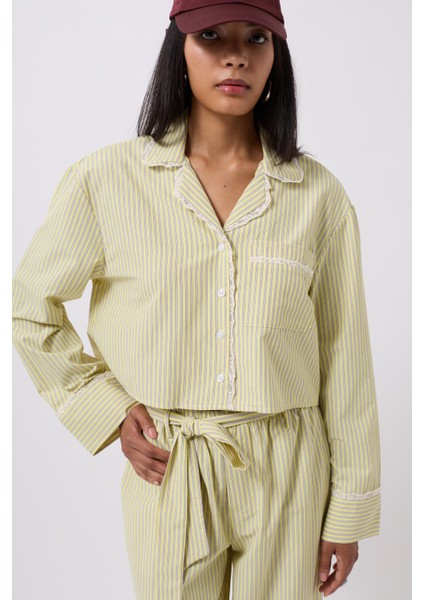 Çizgili Cep Detay Crop Sarı Gömlek
