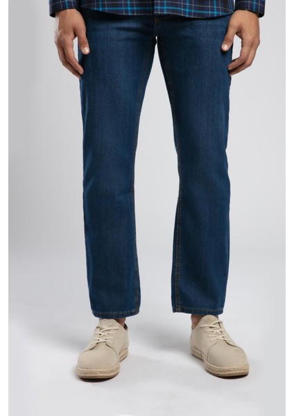 Jagger Normal Bel Dar Kesim Düz Paça Mavi Erkek Jean Pantolon
