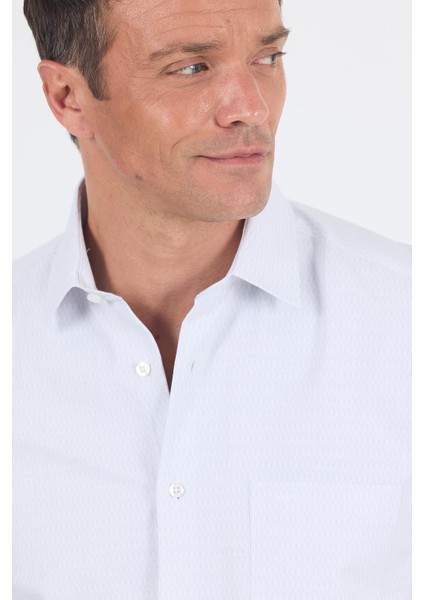 Beyaz-Mavi Sert Yaka Kısa Kol Cepli Comfort Fit Cls Gömlek 1004250260 fırsatları