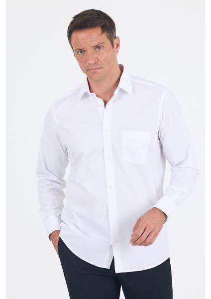 Beyaz Sert Yaka Uzun Kol Cepli Comfort Fit %100 Pamuk Gömlek 1004250222