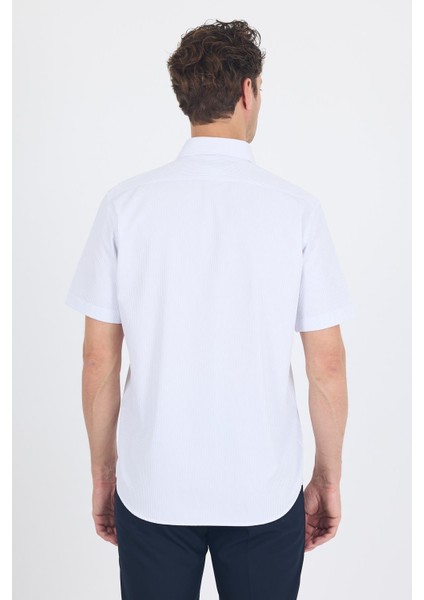 Beyaz-Mavi Sert Yaka Kısa Kol Cepli Comfort Fit Cls Gömlek 1004250262 indirimleri