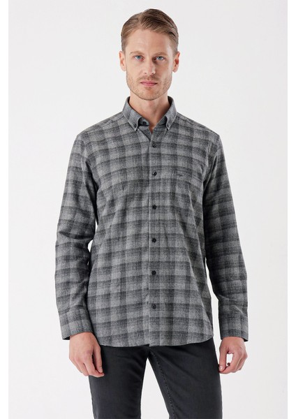 Uzun Kollu Ekoseli Gabardin Sert Yaka Cepli Casual Comfort Fit Gömlek 1004235113