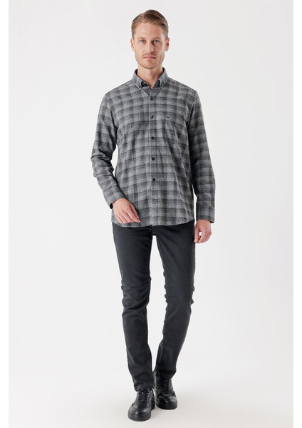 Uzun Kollu Ekoseli Gabardin Sert Yaka Cepli Casual Comfort Fit Gömlek 1004235113 modelleri