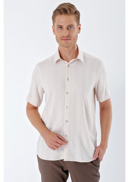 Bej Kısa Kollu Desenli Armürlü Sert Yaka Cepsiz Klasik Comfort Fit Gömlek 1004230204 modelleri