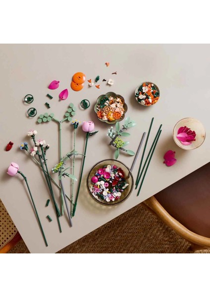 LEGO Botanicals Pembe Çiçek Buketi 10342 modelleri