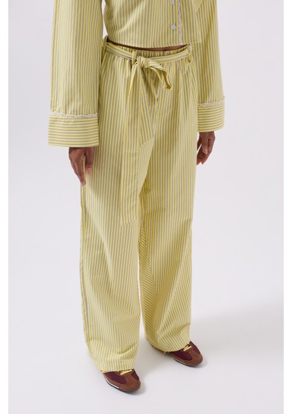 Kuşak Detay Çizgili Sarı Pantolon modelleri