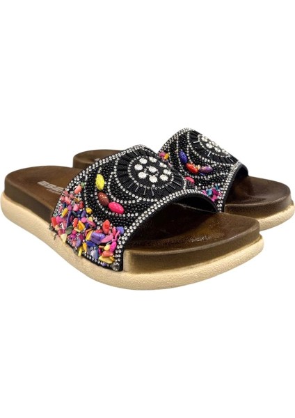 Taş Boncuk Işlemeli Tokalı Anatomik Taban Bayan Terlik