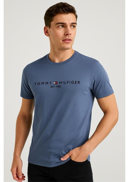 Bisiklet Yaka Nakışlı T-Shirt Çamur Mavisi Tommy