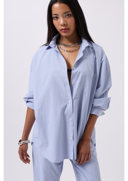 Çizgili Cep Detay Mavi Gömlek fırsatları