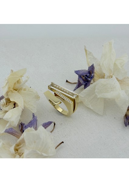 14 Ayar Altın Geometrik Taşlı Yüzük modelleri