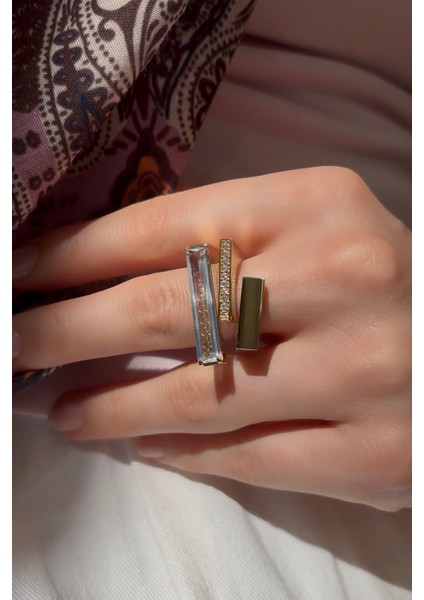 14 Ayar Altın Geometrik Taşlı Yüzük indirimleri