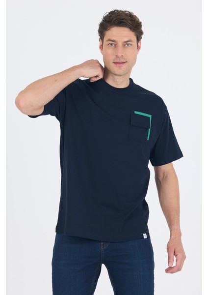 Koyu Lacivert Kısa Kol Bisiklet Yaka Kapaklı Cep Pamuk Casual Oversize Tişört 1011250131 modelleri