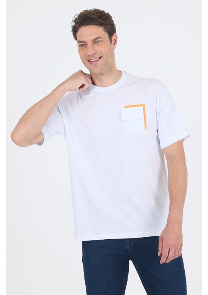 Beyaz Kısa Kol Bisiklet Yaka Kapaklı Cep Pamuk Casual Oversize Tişört 1011250131 modelleri