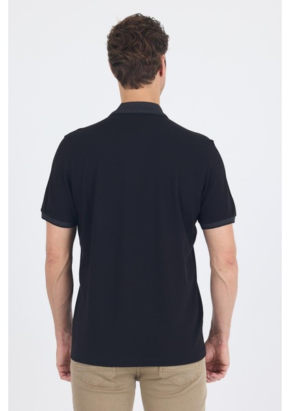Siyah Polo Yaka Kısa Kol Cepli Comfort Fit :%100 Pamuk Tişört 1011250181 indirimleri