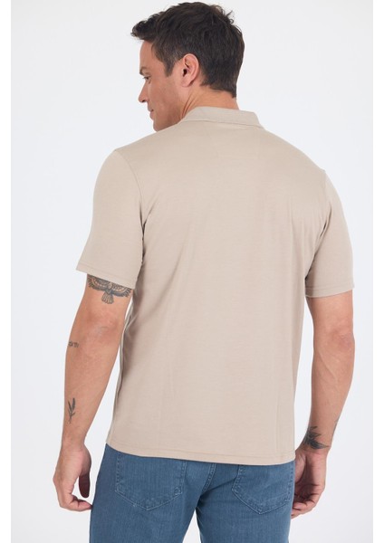 Bej Kısa Kol Polo Yaka Cepli Classic Standart Beden Tişört 1011250173 indirimleri