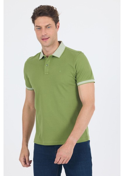 Fıstık Yeşili Polo Yaka Kısa Kol Cepsiz Slim Fit :%100 Pamuk Tişört 1011250182