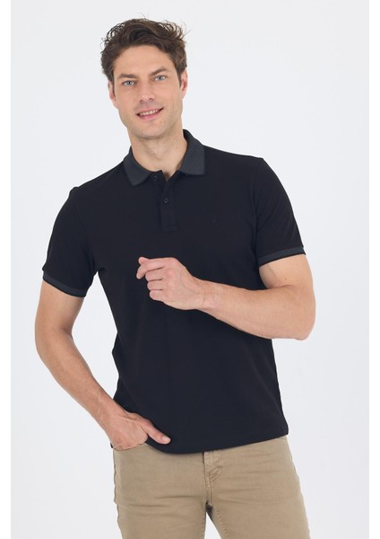 Siyah Polo Yaka Kısa Kol Cepsiz Slim Fit :%100 Pamuk Tişört 1011250182