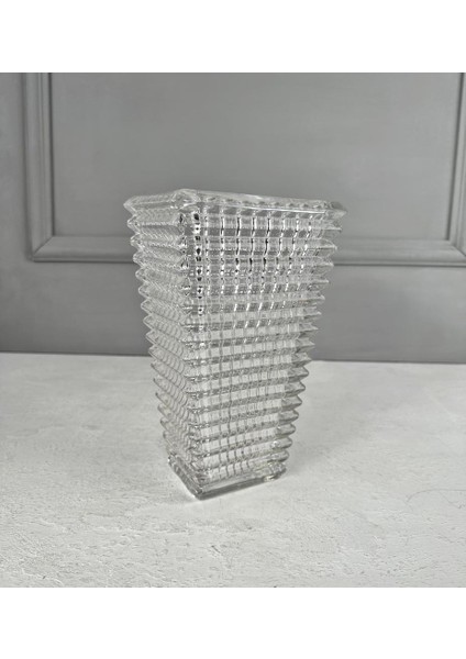Cam Piramit Vazo Şeffaf 22X13 cm