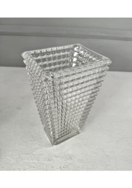 Cam Piramit Vazo Şeffaf 22X13 cm