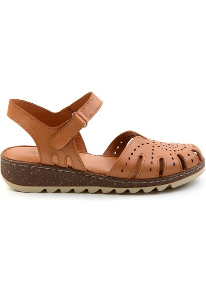 Taba Leather Kadın Sandalet K05907120403